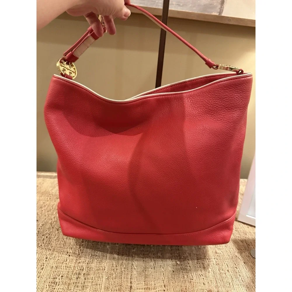Tory Burch Duet Leather Hobo  Shoulder Bag in Cherry Apple New Ivory  $450